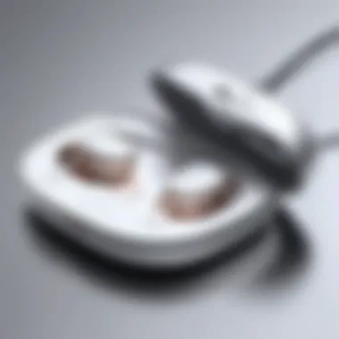Compatibility Features of LG EarPods Graphic depicting compatibility features of LG EarPods with various devices.